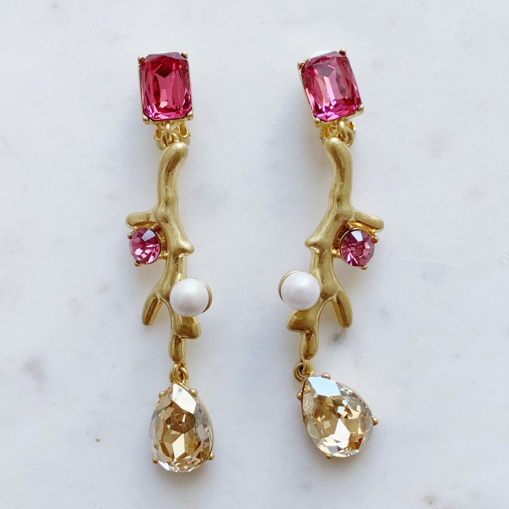 oscar de la renta crystal clip earrings pink